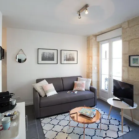 Centre Historique Apartment *